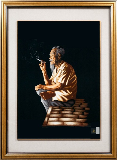 抽煙的老人